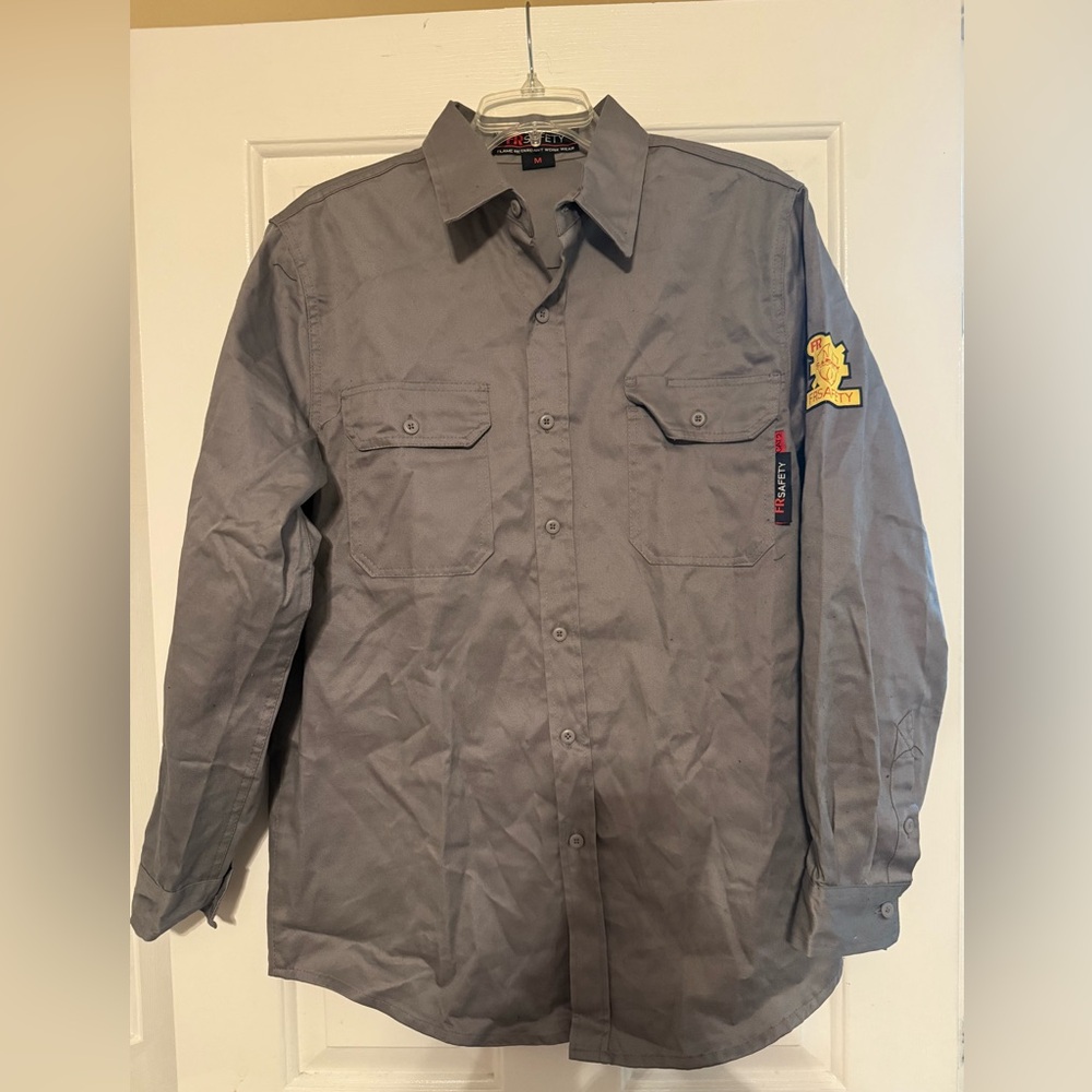 Gray FR collared shirt - M